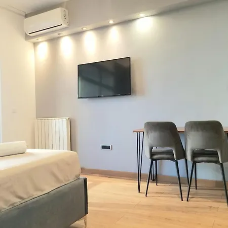 Na Vodi - Waterfront Iris * בלגרד